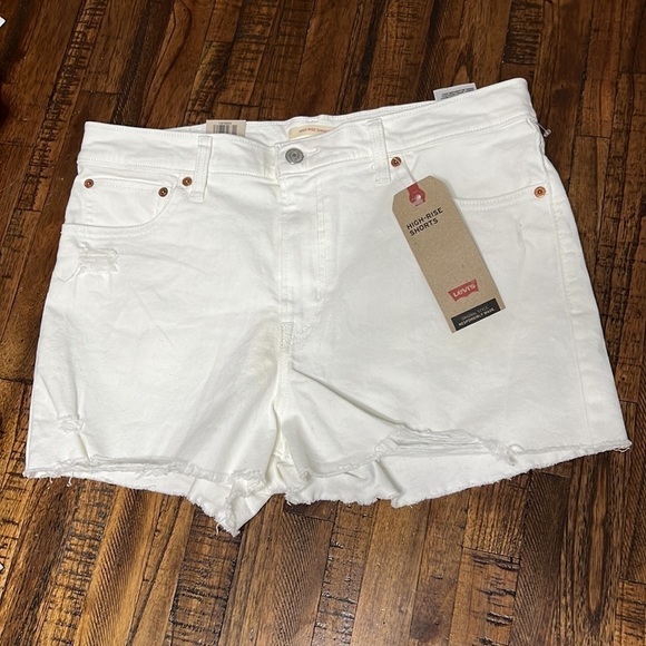 Levi’s White Denim shorts NWT distressed frayed hem high rise size 32 - Picture 5 of 12